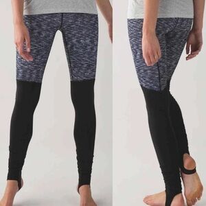 Lululemon Wunder Under Pant Stirrup Dramatic Static white black size 8